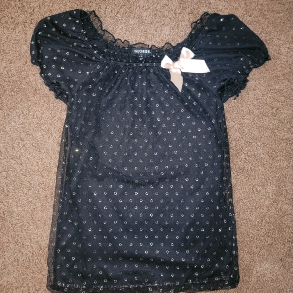 Girls size 6-6x shirt